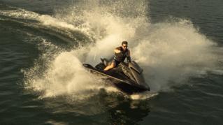 2022-Yamaha-GP1800RSVHO-EU-Black-Action-004-03_Thumbnail